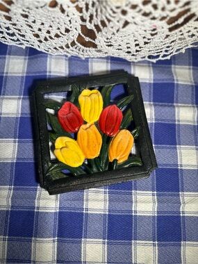 Cast iron- Handpainted Tulip Trivet - Red & Yellow Floral Cast Iron